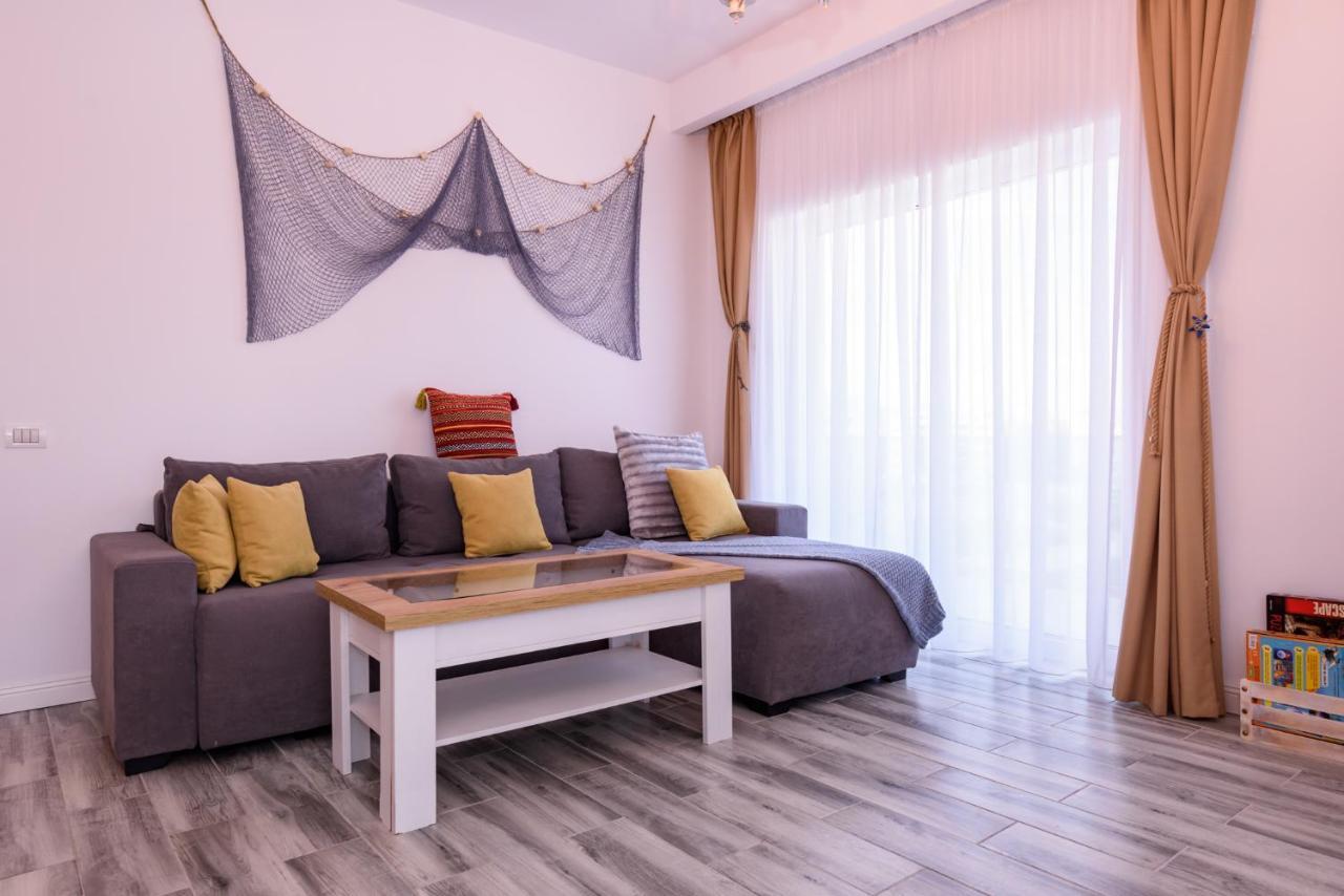 Апартаменты Kataleya Apartament Нэводари Экстерьер фото